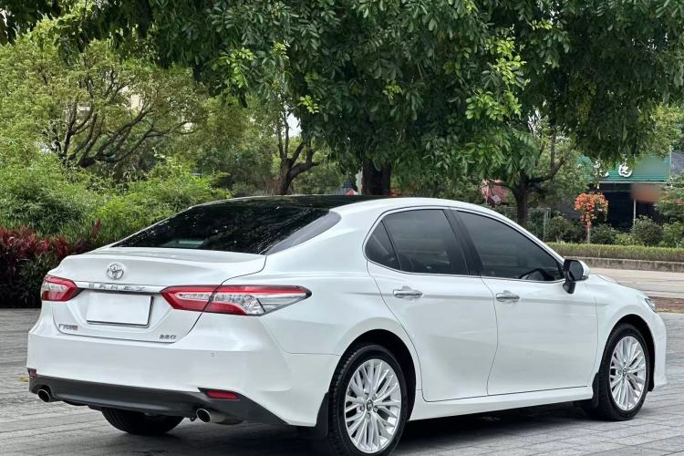 Used Toyota Camry 2019 2.5G Luxury Edition China VI Standard Exterior 5
