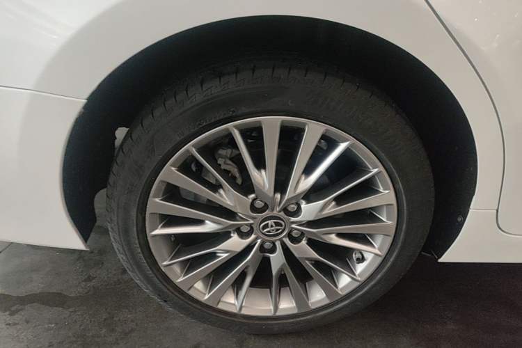 Used Toyota Camry 2019 Dual-Engine 2.5 HG Luxury Edition China VI Standard Exterior 5