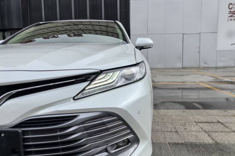 Used Toyota Camry 2019 2.0G Luxury Edition China VI Standard Exterior 9