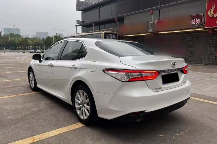 Used Toyota Camry 2019 2.0G Luxury Edition China VI Standard Exterior 9