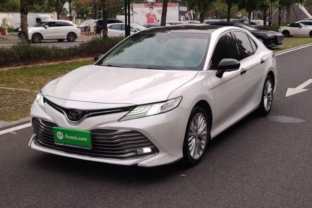 Ojetý Toyota Camry 2019 2.5G Luxury Edition China VI Standard