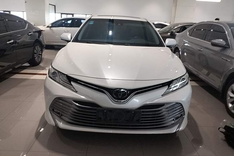 Used Toyota Camry 2019 2.0G Luxury Edition China VI Standard Front