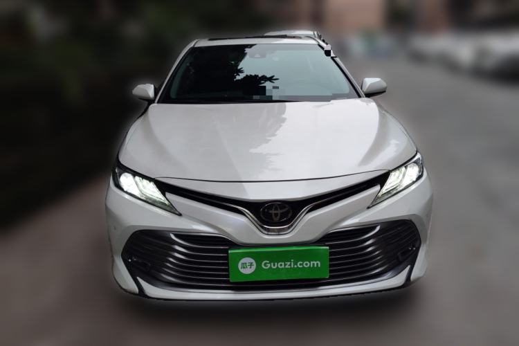Used Toyota Camry 2019 2.0G Luxury Edition China VI Standard Front