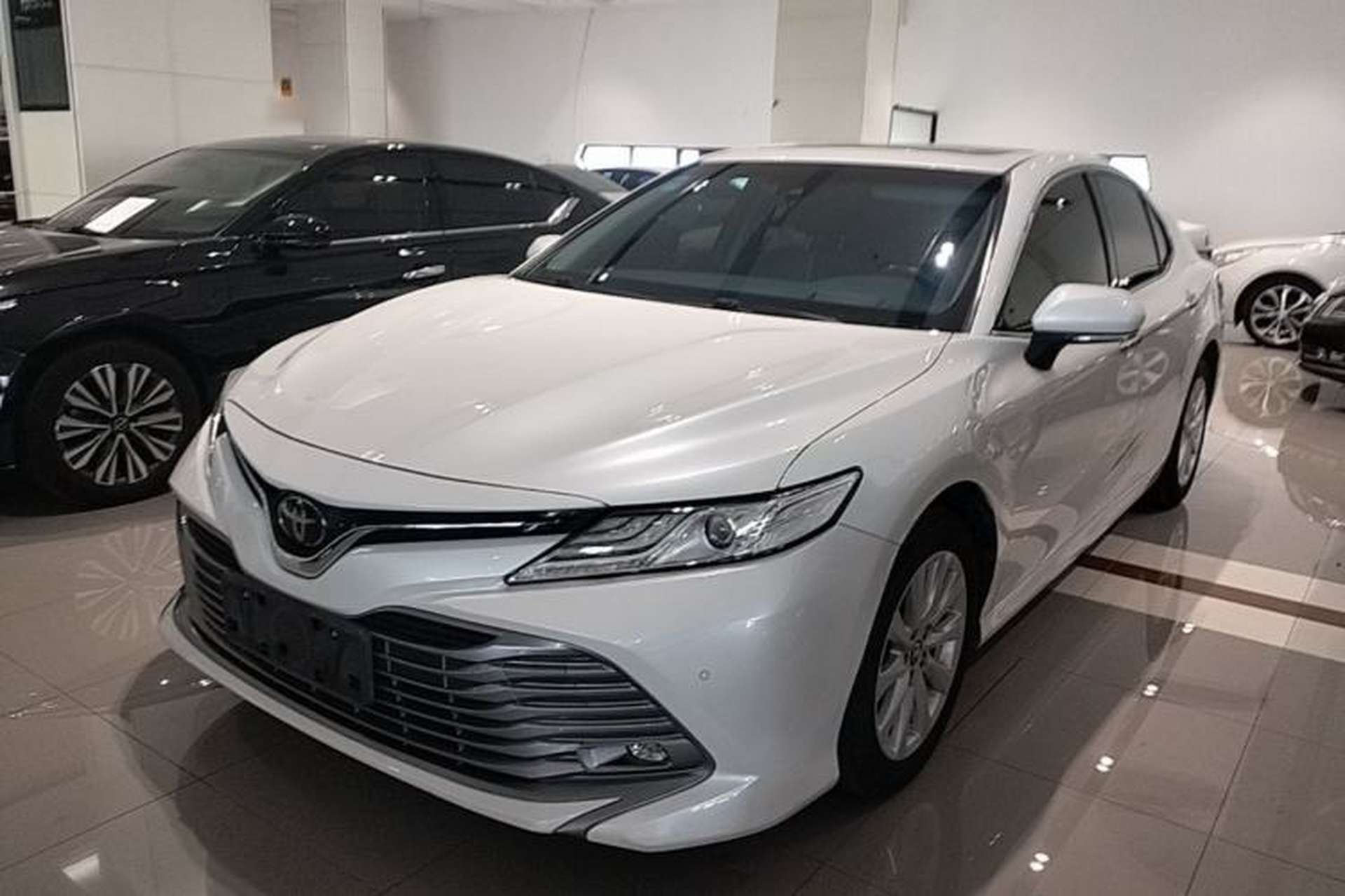 Used Toyota Camry 2019 2.0G Luxury Edition China VI Standard Front Left 45 Deg