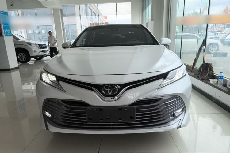 Used Toyota Camry 2019 Revised Version 2.5G Luxury Edition Front