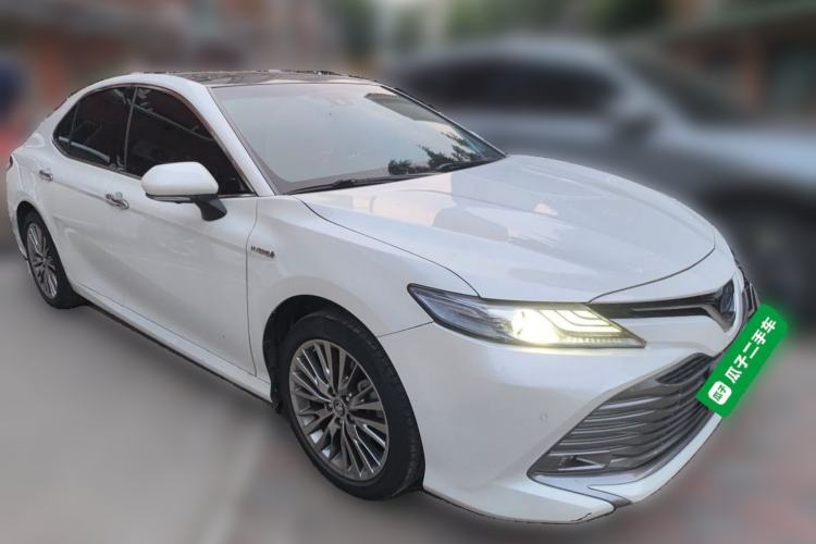 Used Toyota Camry 2019 2.5G Luxury Edition China VI Standard Front Right 45 Deg
