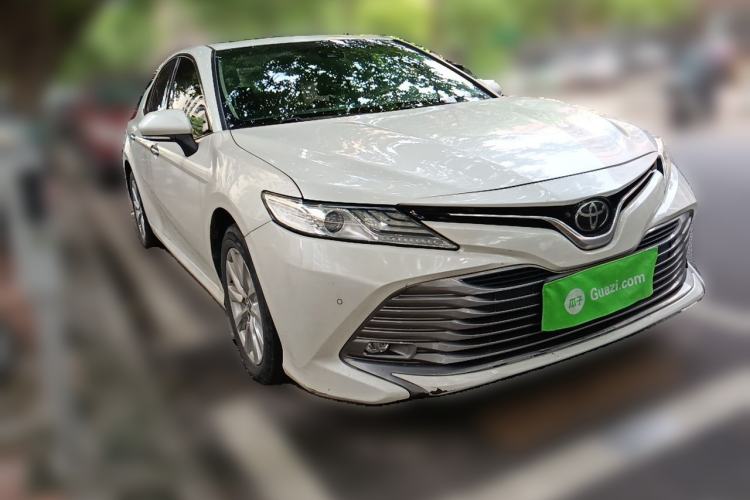 Used Toyota Camry 2019 2.0G Luxury Edition China VI Standard Front Right 45 Deg