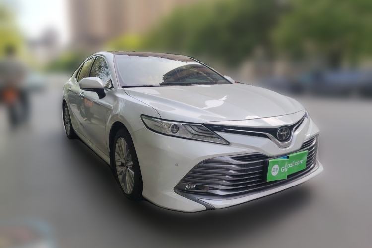 Used Toyota Camry 2019 Revised Version 2.5G Luxury Edition Front Right 45 Deg