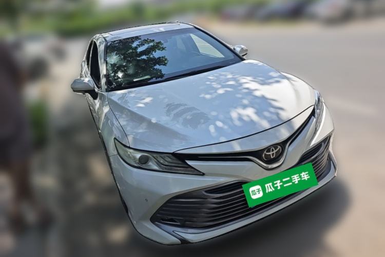 Used Toyota Camry 2019 2.0G Luxury Edition China VI Standard Front Right 45 Deg