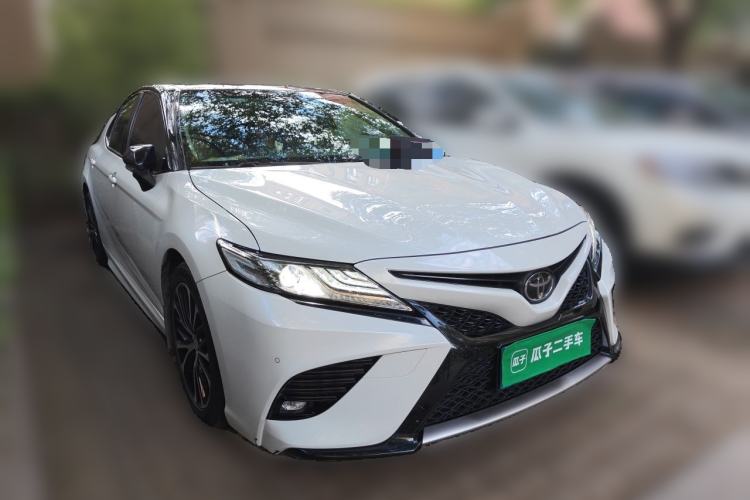 Used Toyota Camry 2019 2.5S FENGSHANG Version China VI Standard Front Right 45 Deg