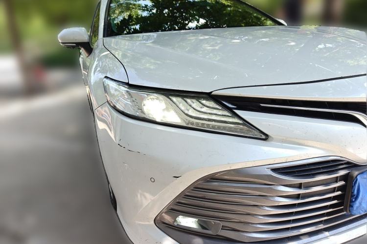 Used Toyota Camry 2019 2.5G Luxury Edition China VI Standard Front Right 45 Deg