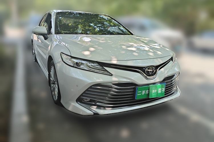 Used Toyota Camry 2019 Revised Version 2.5G Luxury Edition Front Right 45 Deg