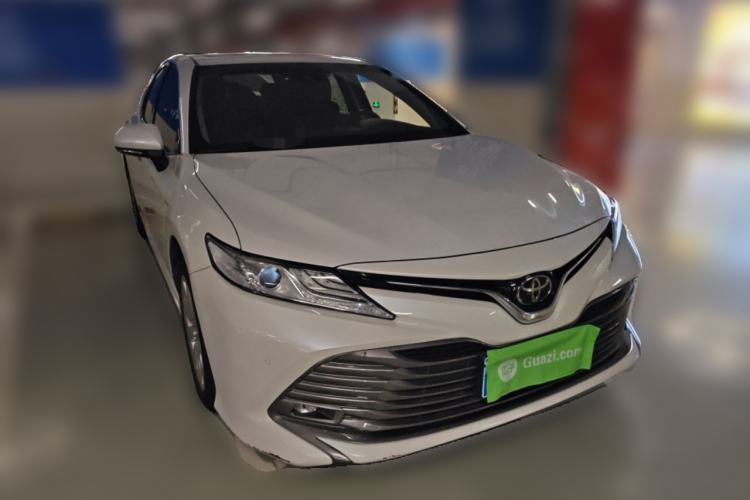 Used Toyota Camry 2019 2.0G Luxury Edition China VI Standard Front Right 45 Deg