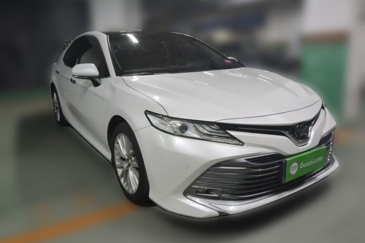 Used Toyota Camry 2019 Revised Version 2.5G Luxury Edition Front Right 45 Deg