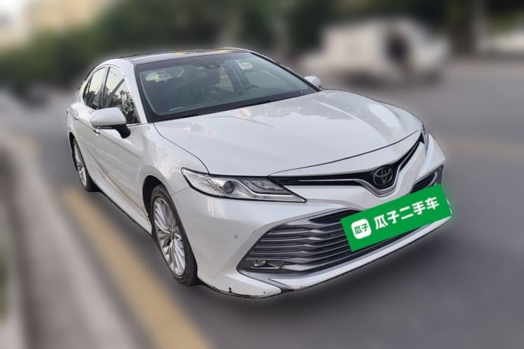 Used Toyota Camry 2019 Revised Version 2.5G Luxury Edition Front Right 45 Deg