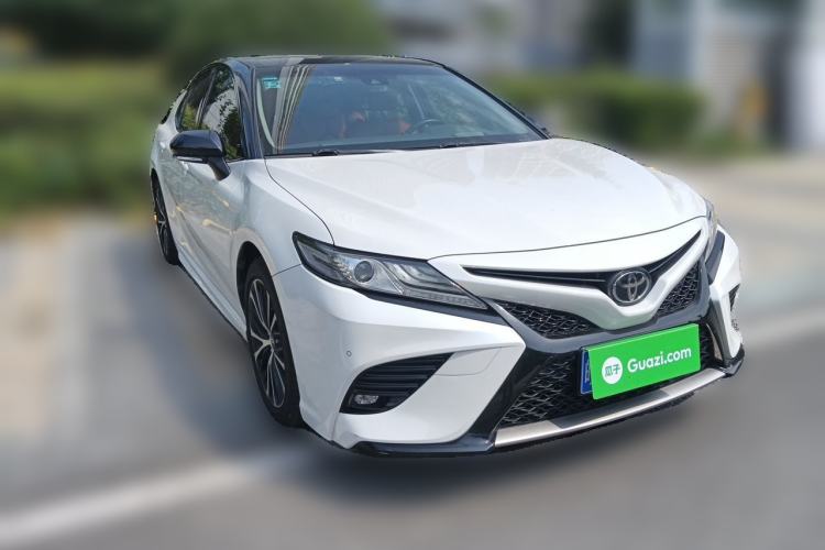 Used Toyota Camry 2019 2.5S FENGSHANG Version China V Standard Front Right 45 Deg