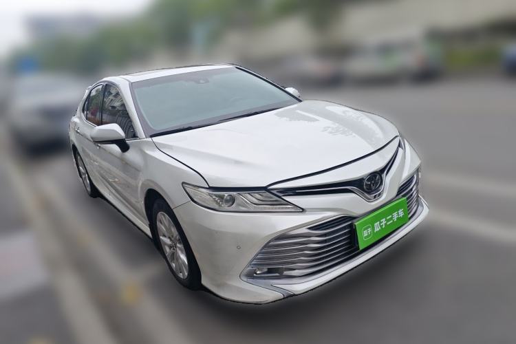 Used Toyota Camry 2019 2.0G Luxury Edition China VI Standard Front Right 45 Deg