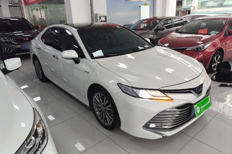 Used Toyota Camry 2019 Revised Version Dual-Engine 2.5 HG Luxury Edition Front Right 45 Deg