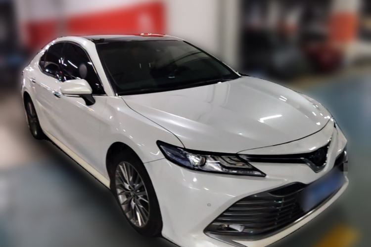 Used Toyota Camry 2019 Dual-Engine 2.5 HG Luxury Edition China V Standard Front Right 45 Deg