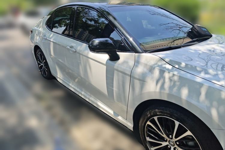 Used Toyota Camry 2019 2.5S FENGSHANG Version China VI Standard Front Right 45 Deg