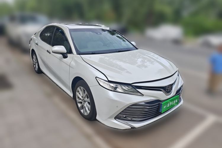 Used Toyota Camry 2019 2.0G Luxury Edition China VI Standard Front Right 45 Deg