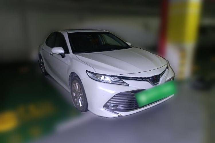 Used Toyota Camry 2019 2.0G Luxury Edition China VI Standard Front Right 45 Deg