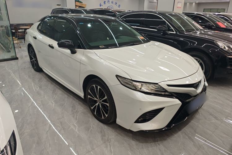 Used Toyota Camry 2019 Revised Version 2.5S Fēngshàng Edition Front Right 45 Deg