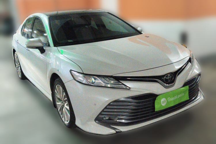 Used Toyota Camry 2019 2.5G Luxury Edition China VI Standard Front Right 45 Deg