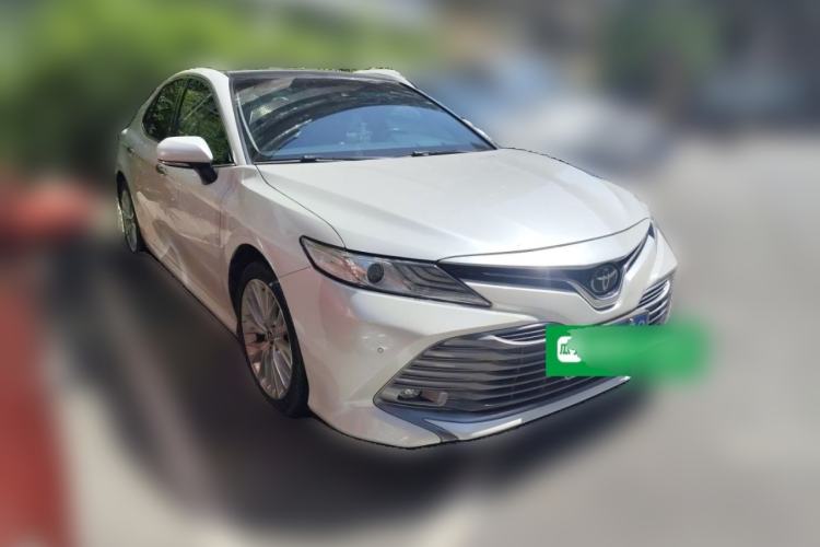 Used Toyota Camry 2019 2.5G Luxury Edition China VI Standard Front Right 45 Deg