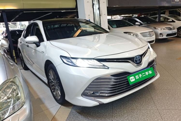Used Toyota Camry 2019 Dual-Engine 2.5 HG Luxury Edition China VI Standard Front Right 45 Deg