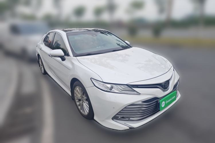 Used Toyota Camry 2019 2.5G Luxury Edition China VI Standard Front Right 45 Deg
