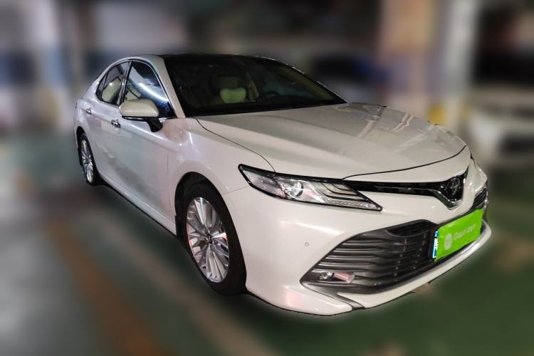 Used Toyota Camry 2019 2.5G Luxury Edition China VI Standard Front Right 45 Deg