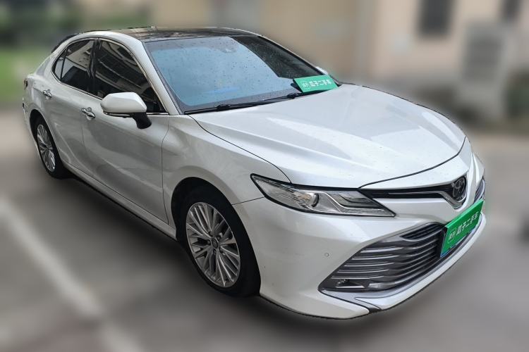Used Toyota Camry 2019 2.5G Luxury Edition China VI Standard Front Right 45 Deg