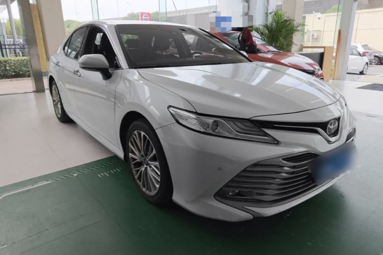 Used Toyota Camry 2019 2.5G Luxury Edition China VI Standard Front Right 45 Deg
