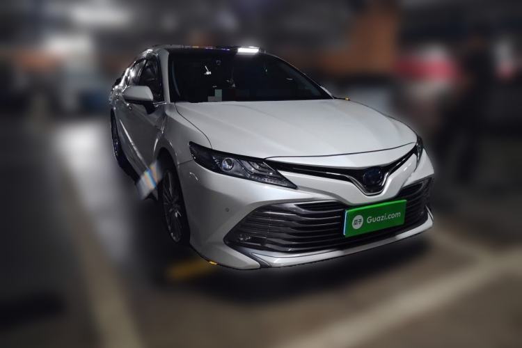 Used Toyota Camry 2019 Dual-Engine 2.5 HG Luxury Edition China VI Standard Front Right 45 Deg