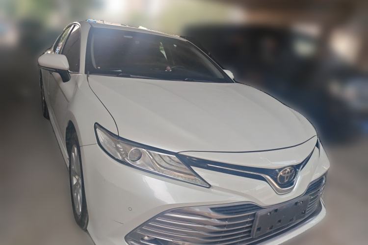 Used Toyota Camry 2019 2.0G Luxury Edition China V Standard Front Right 45 Deg