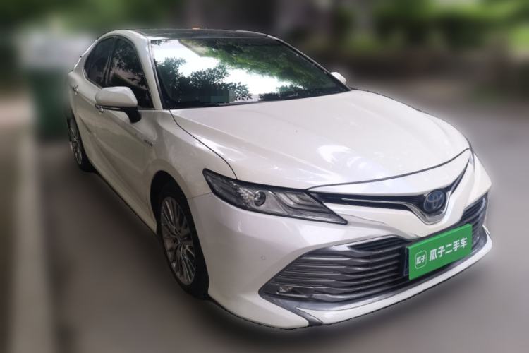 Used Toyota Camry 2019 Dual-Engine 2.5 HG Luxury Edition China VI Standard Front Right 45 Deg
