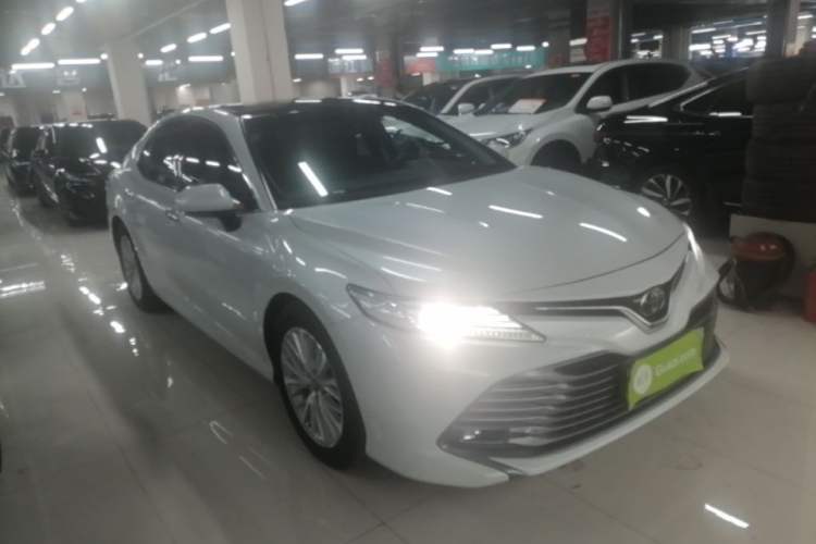 Used Toyota Camry 2019 Revised Version 2.5G Luxury Edition Front Right 45 Deg