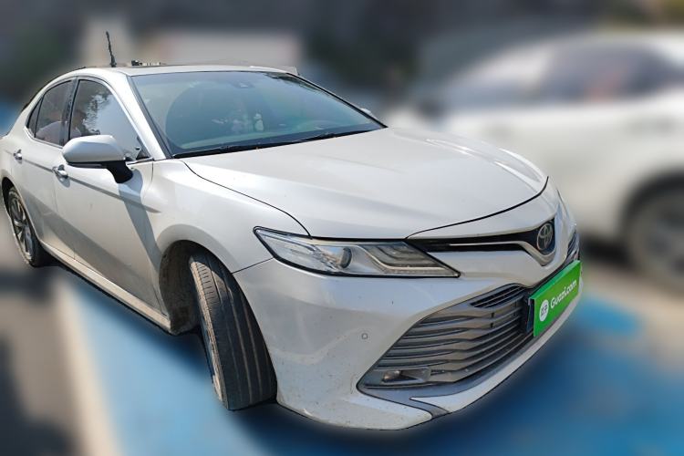 Used Toyota Camry 2019 2.0G Luxury Edition China VI Standard Front Right 45 Deg