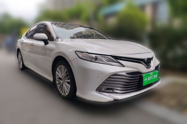 Used Toyota Camry 2019 Revised Version 2.5G Luxury Edition Front Right 45 Deg