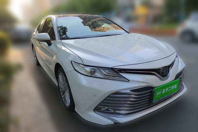 Used Toyota Camry 2019 Revised Version 2.5G Luxury Edition Front Right 45 Deg