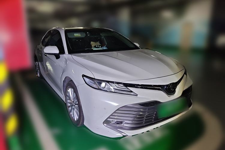 Used Toyota Camry 2019 Revised Version 2.5G Luxury Edition Front Right 45 Deg