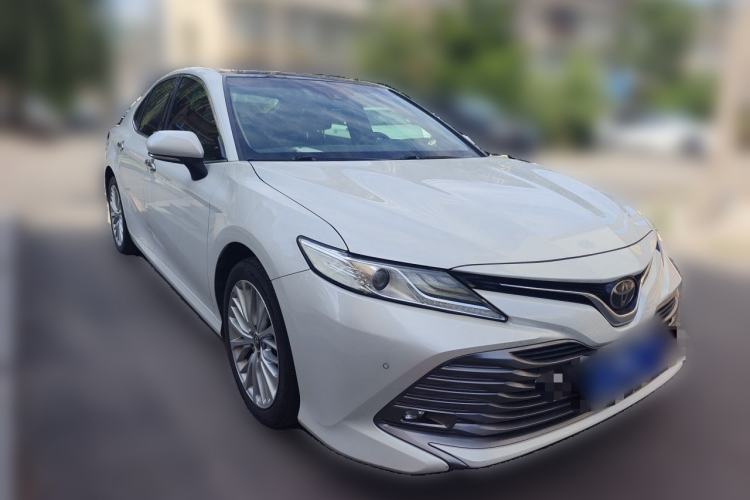 Used Toyota Camry 2019 Revised Version 2.5G Luxury Edition Front Right 45 Deg