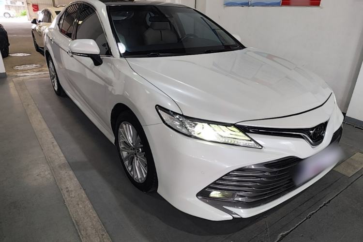 Used Toyota Camry 2019 2.5G Luxury Edition China VI Standard Front Right 45 Deg