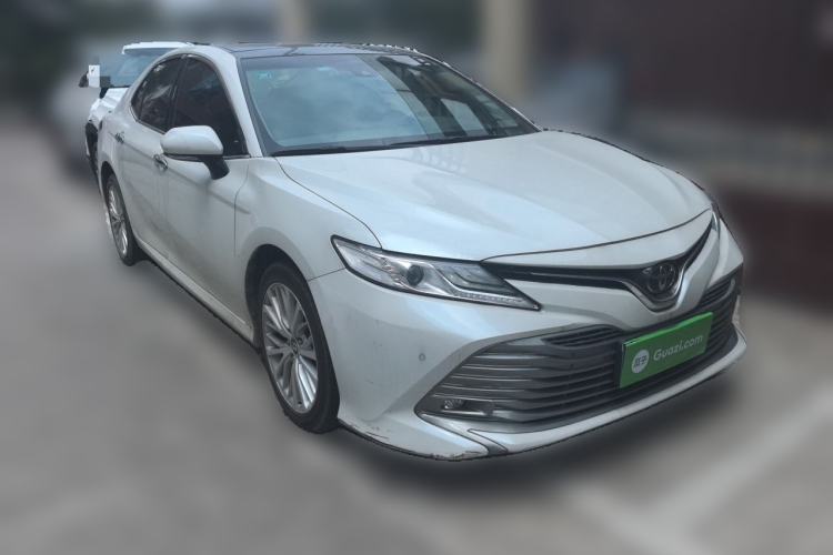 Used Toyota Camry 2019 2.5G Luxury Edition China V Standard Front Right 45 Deg