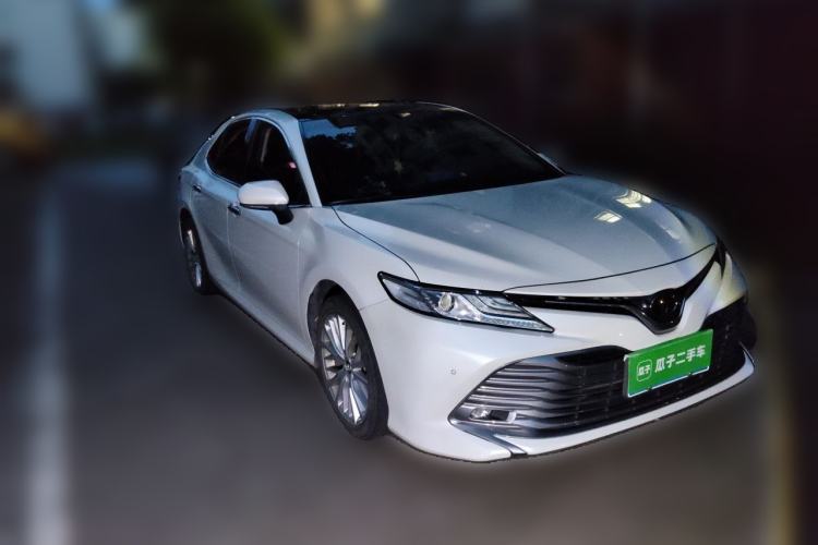 Used Toyota Camry 2019 Revised Version 2.5G Luxury Edition Front Right 45 Deg