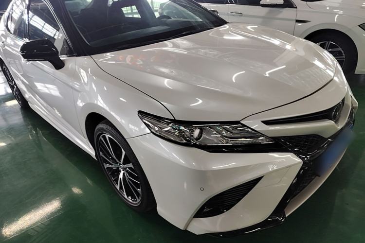 Used Toyota Camry 2019 Revised Version 2.0S Fēngshàng Edition Front Right 45 Deg