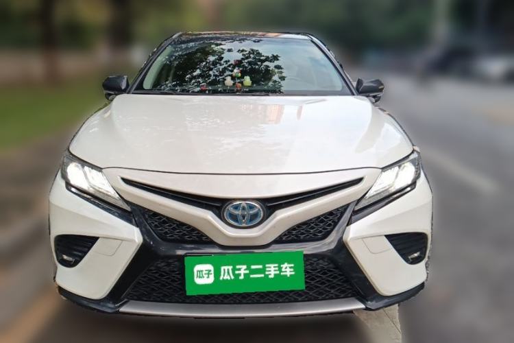 Used Toyota Camry 2019 Revised Version Dual-Engine 2.5 HS Fēngshàng Edition Front