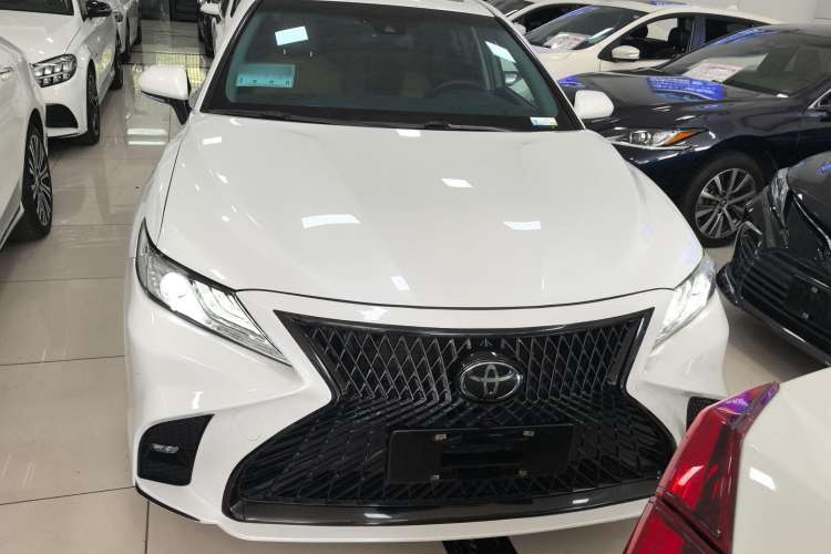 Used Toyota Camry 2019 Revised Version 2.0G Luxury Edition Front