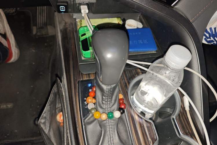 Used Toyota Camry 2019 2.5G Luxury Edition China VI Standard Gear Lever